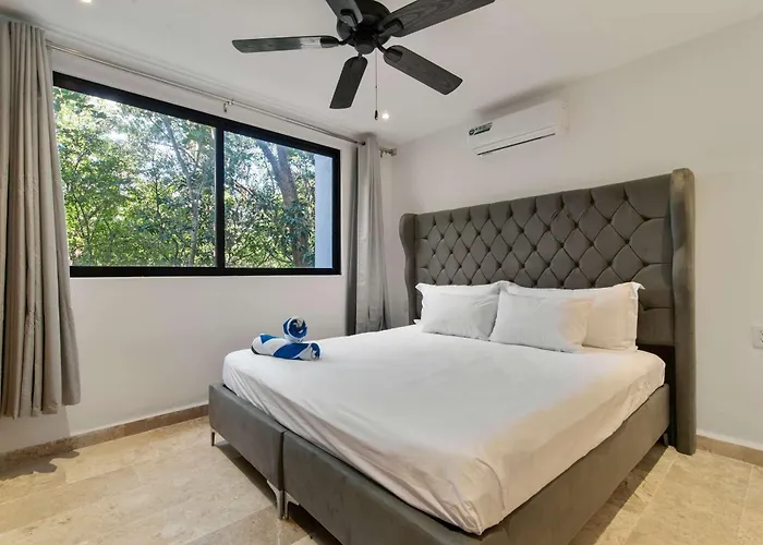 Aldea Zama Luxury 2-br With Pool & Gym