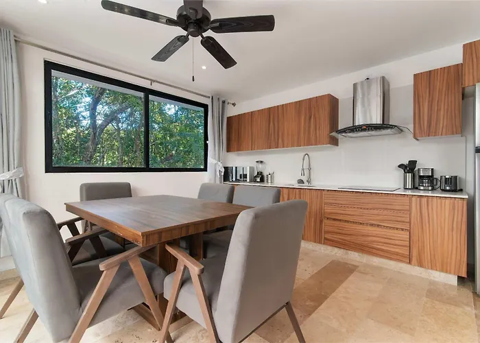 Aldea Zama Luxury 2-br With Pool & Gym Apartment